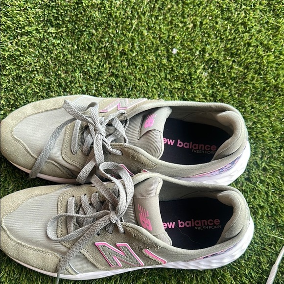 *like new* New Balance Fresh Foam X70 Women’s Shoes Size 9.5 - Picture 9 of 11